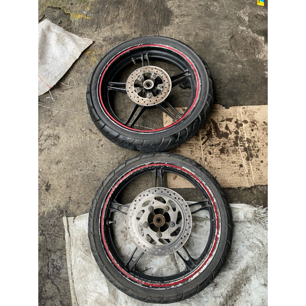 Velg roda depan belakang vixion new NVL NVA set (tanpa ban dan piringan) original copotan motor