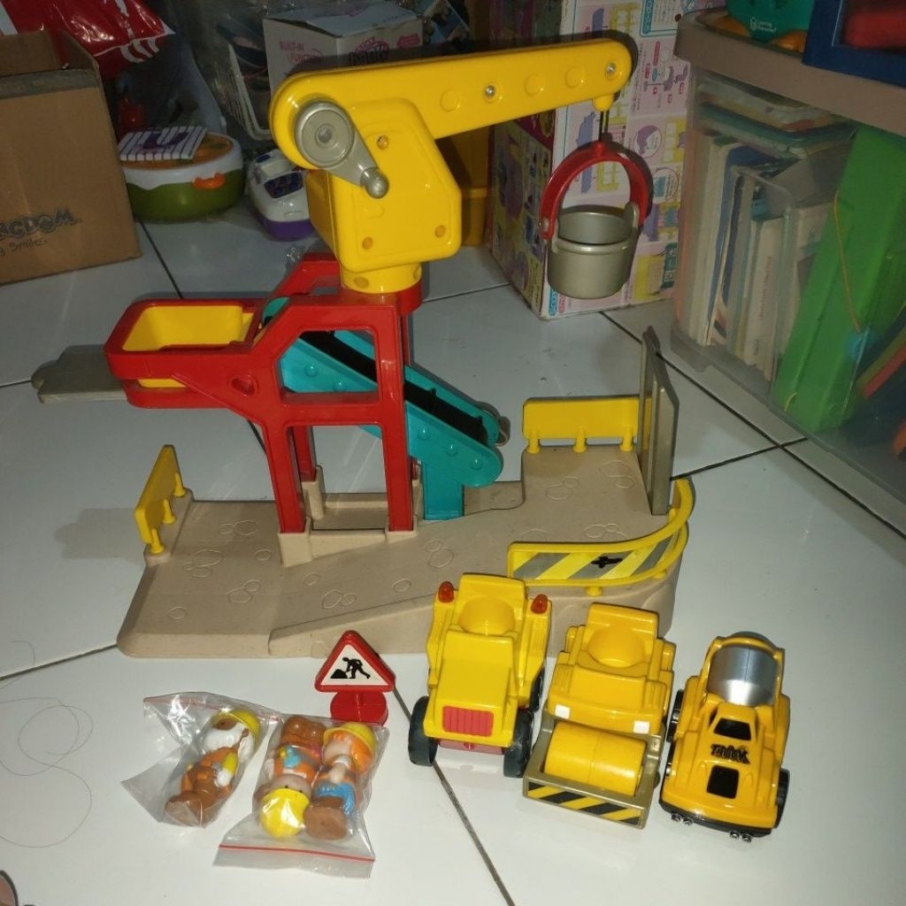 preloved elc happyland construction set