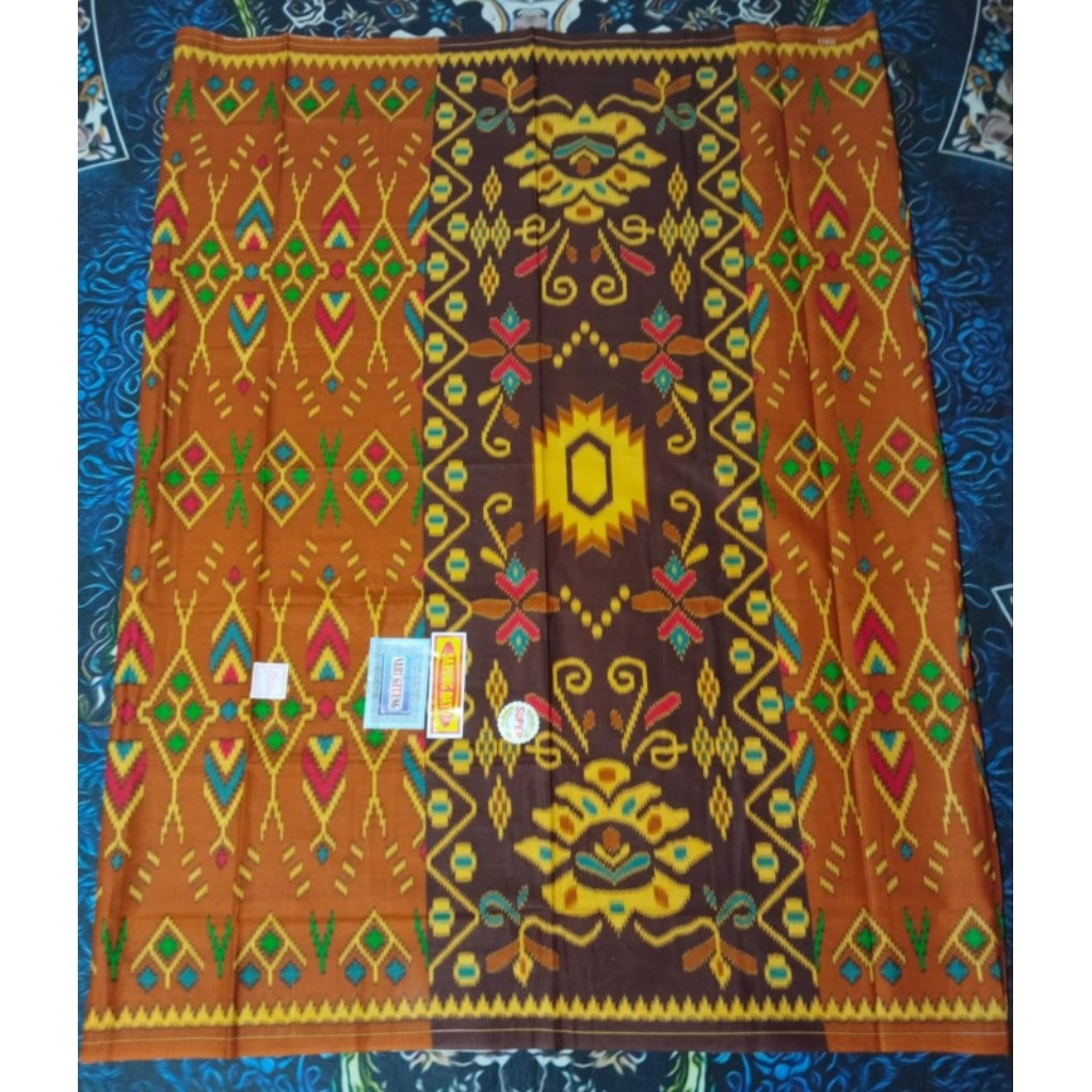Sarung Karo Sari Gebeng