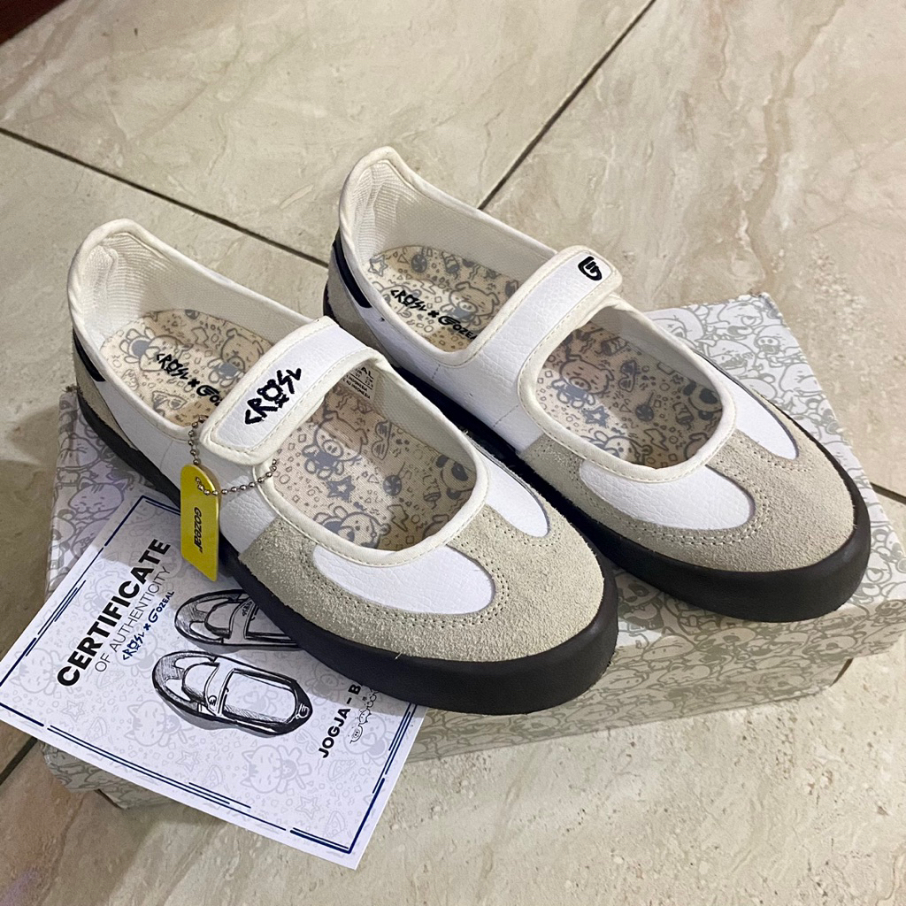 sepatu gozeal x crsl