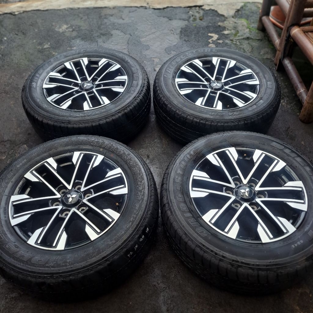 velg mitsubishi pajero ring 18 original