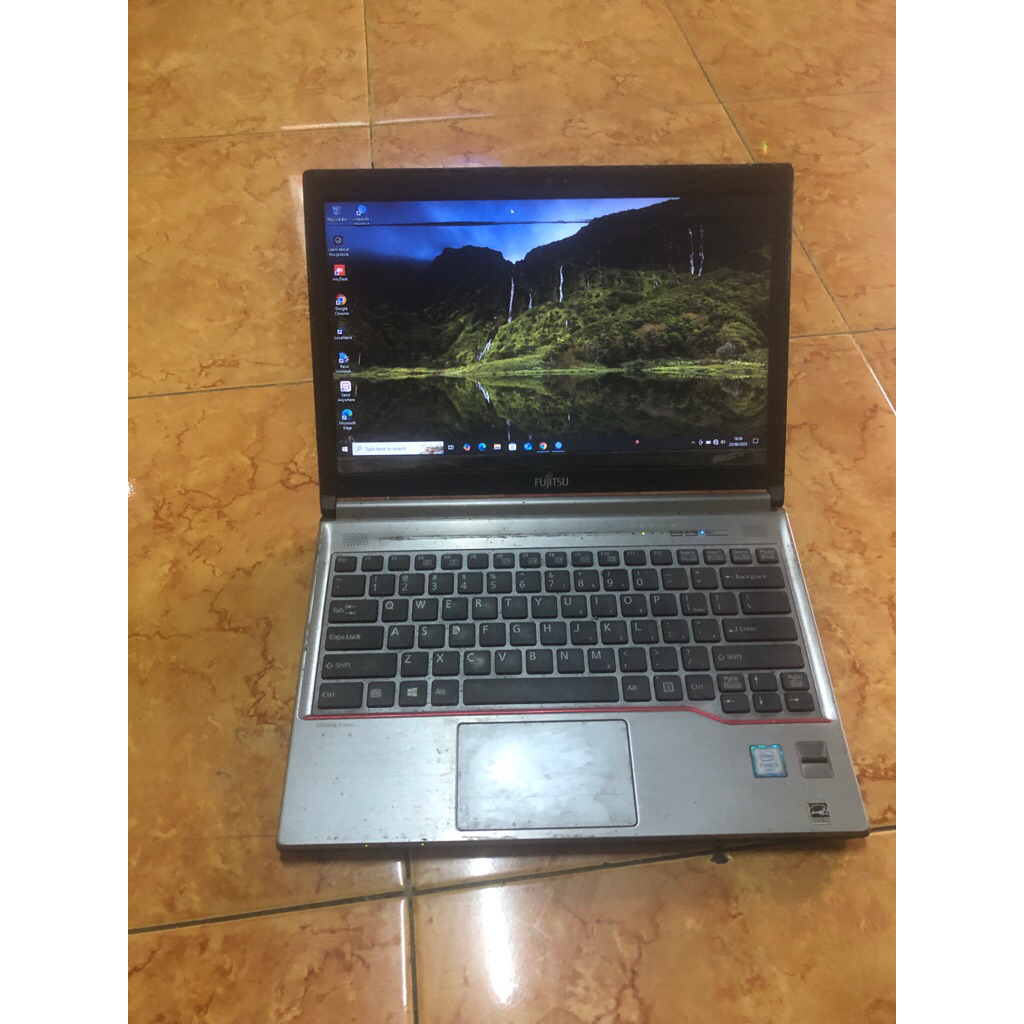 Laptop Fujitsu Lifebook E series model E736 Core i5 Ram 8gb