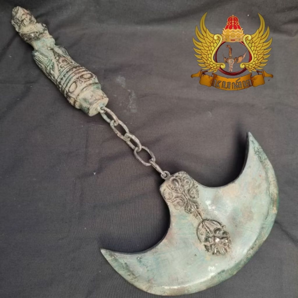 Koleksi Kadga Pajangan Bahan Kuningan Campur Perunggu Ukir Motif Pandito