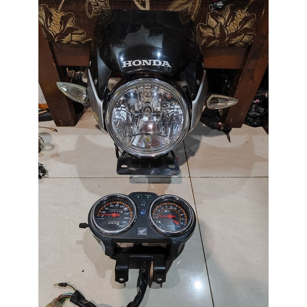 lampu set barong tirev tiger revo tahun muda 2011 2012 2013 original