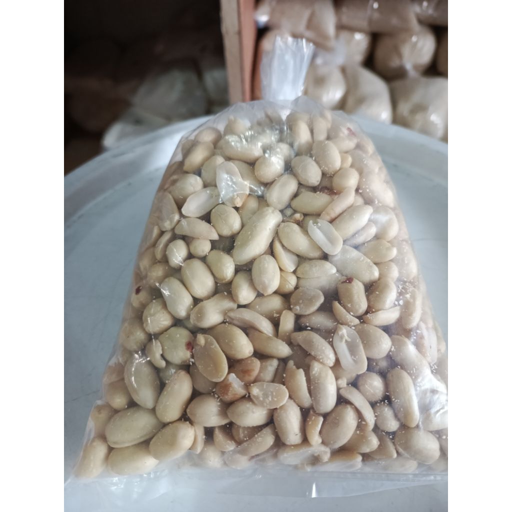 Kacang Tanah Kupas Suuk Kupas Kacang Tuban 500Gram Mentah