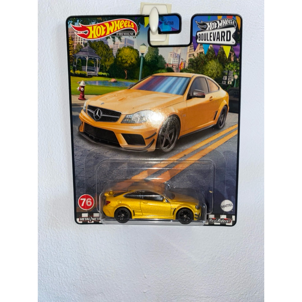 ‘12 MERCEDEZ-BENZ C 63 AMG COUPE BLACK SERIES HOTWHEELS BOULEVARD