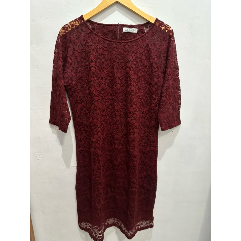 Dress Brokat Merk Expand