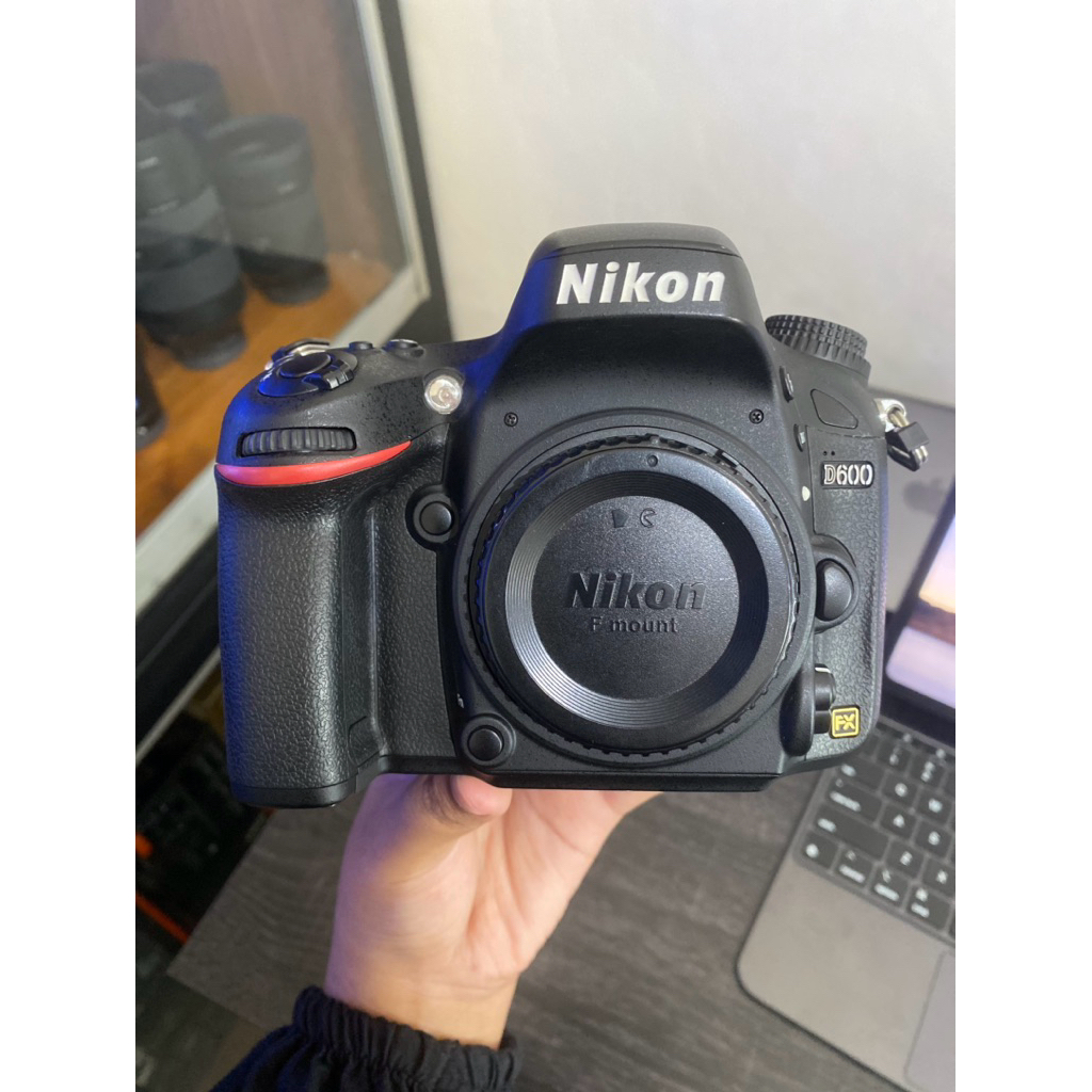 NIKON D600 BODY ONLY