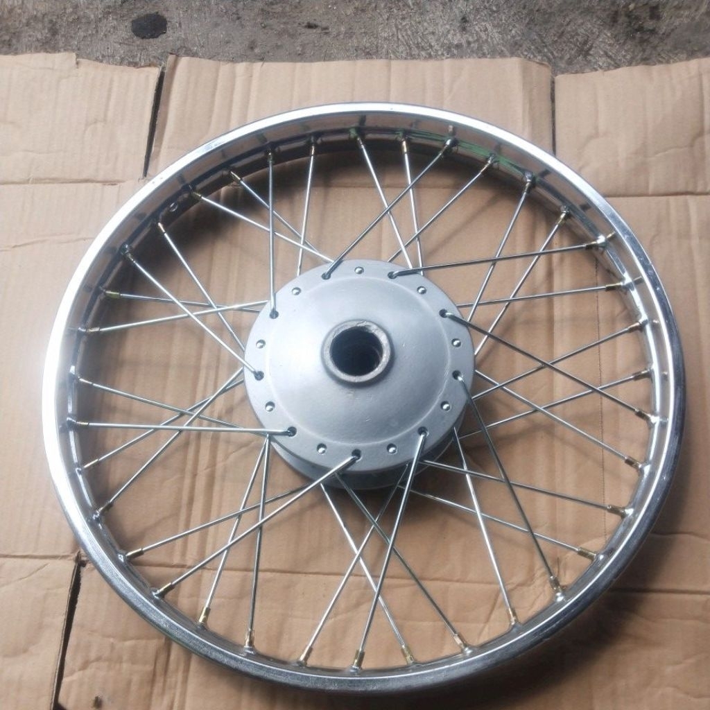 VELG DEPAN SET TROMOL HONDA ASTREA STAR ORIGINAL