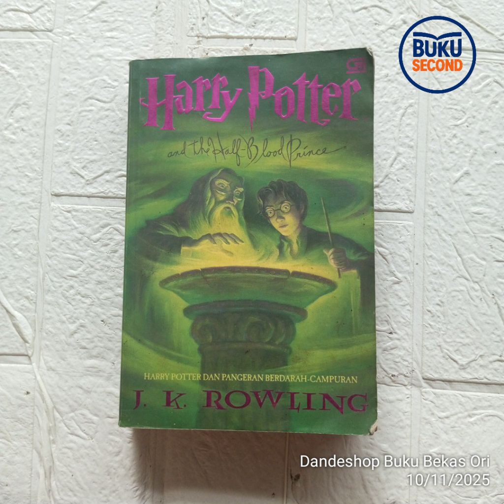 Harry Potter and The Half Blood Prince oleh JK Rowling - Novel Original Bekas Preloved