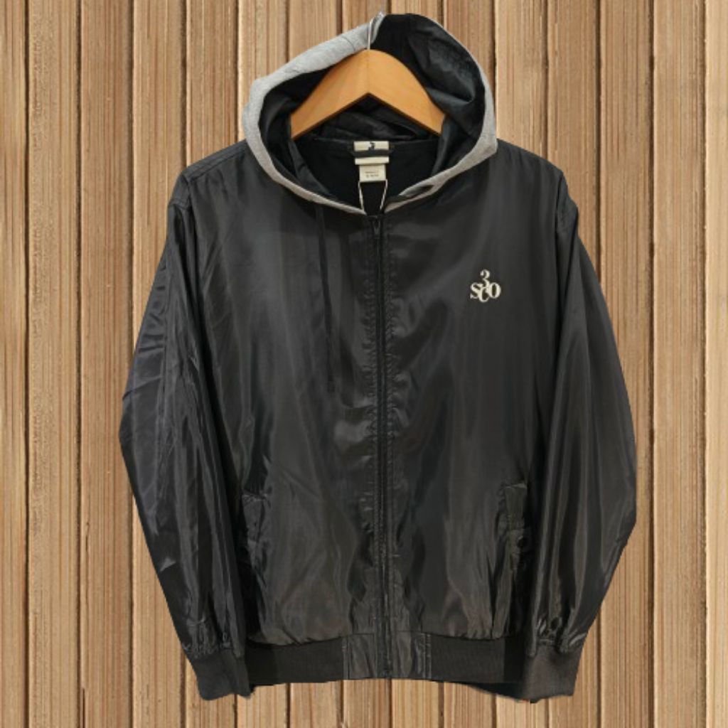 3Second Jaket Hoodie Zipper Bahan Parasut Relaxed Fit 030225 Original