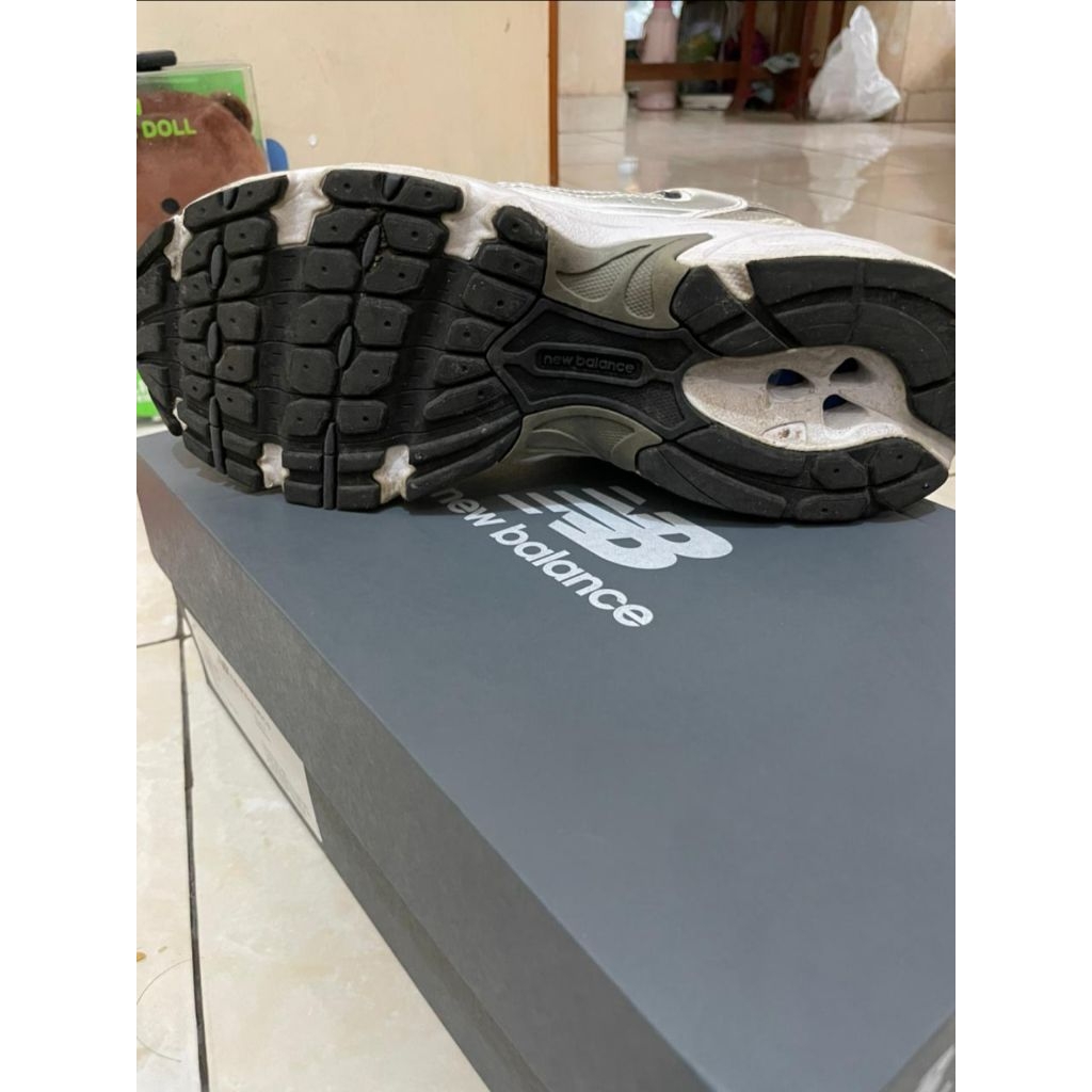 New Balance 530 White Silver Navy