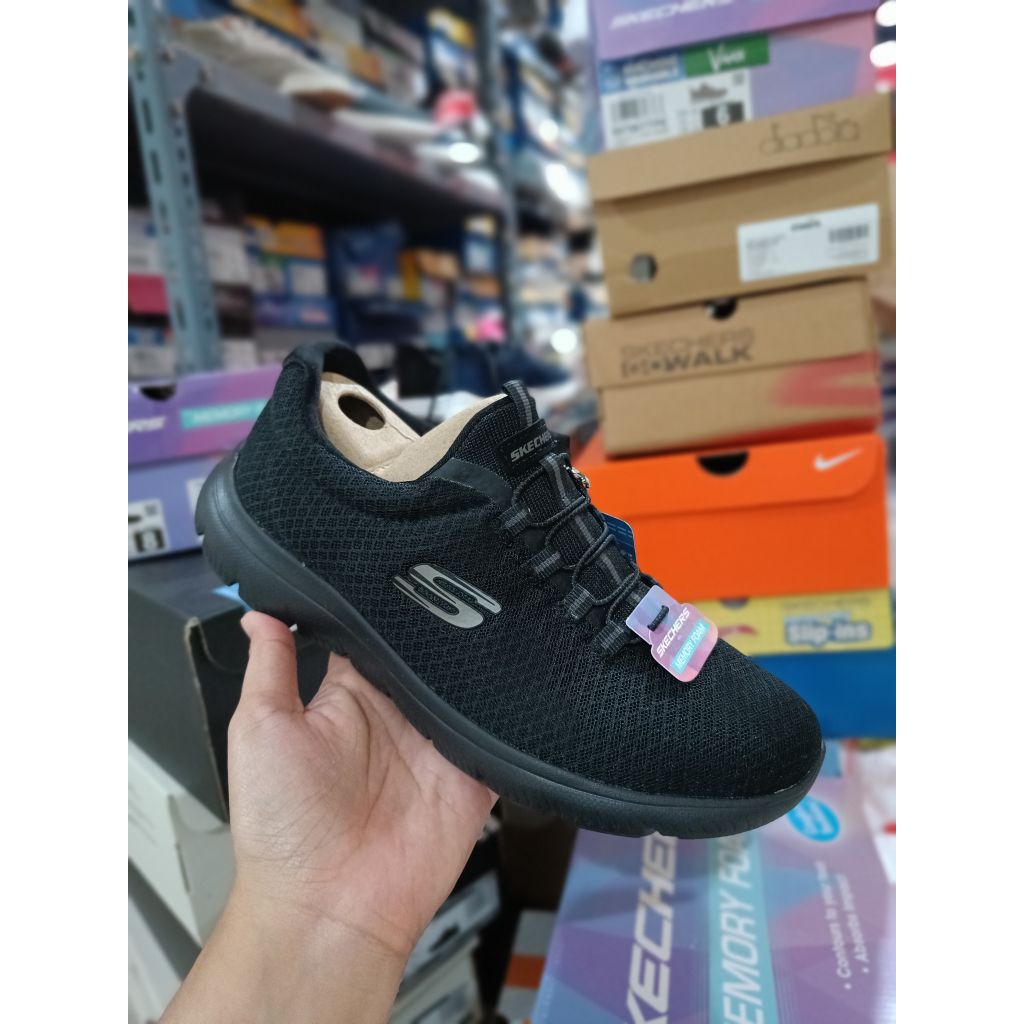 SKECHERS SUMMITS WOMAN