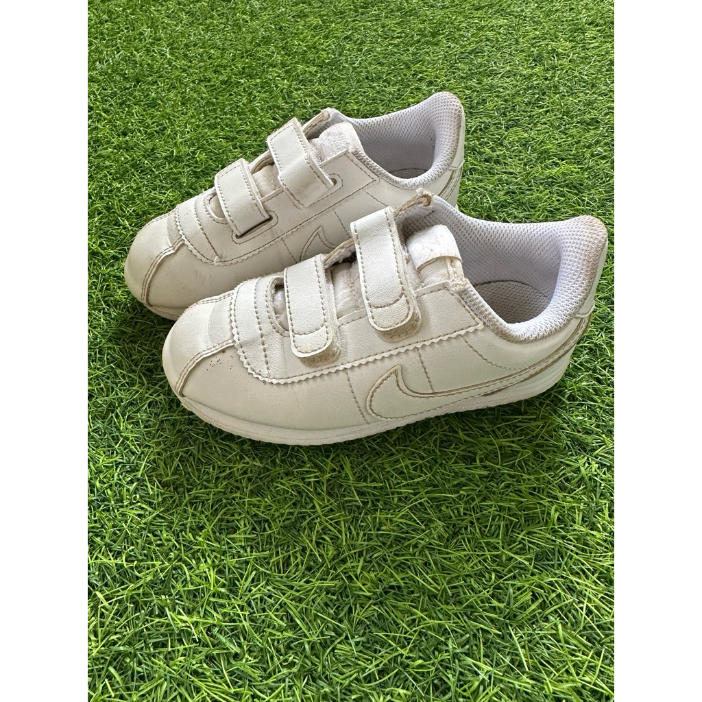 Preloved Sepatu Nike Original Anak anak