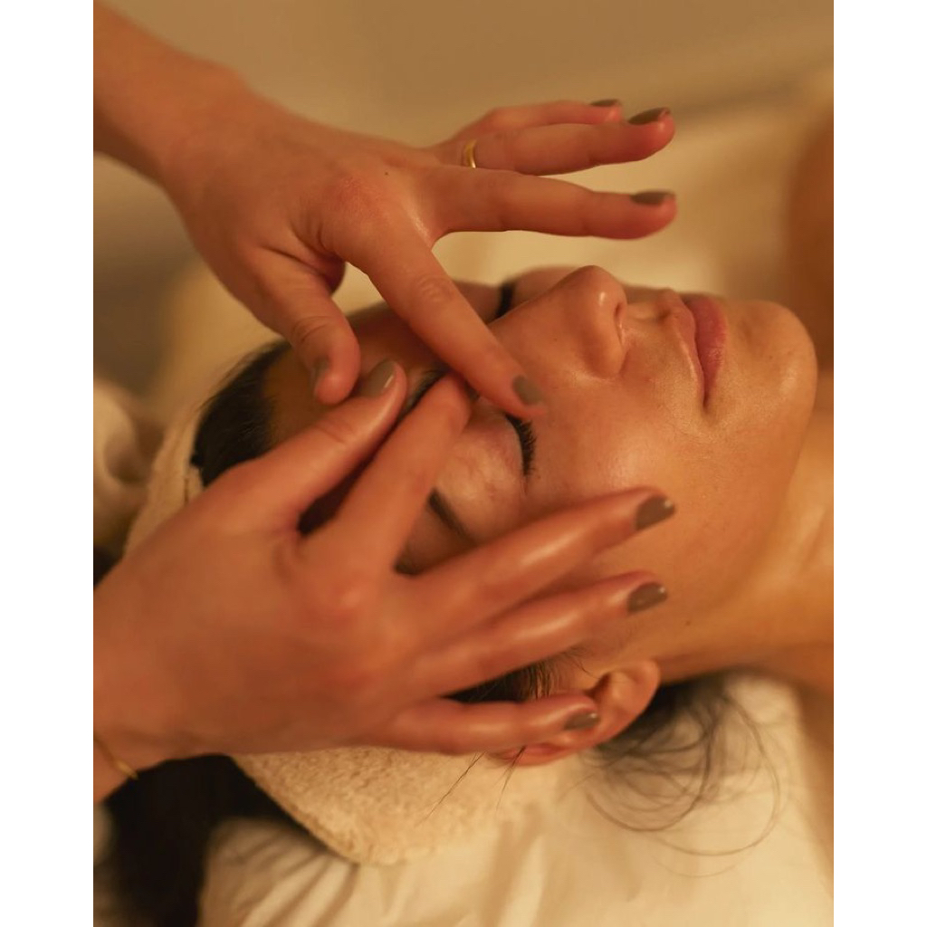 Totok wajah relaxing treatment