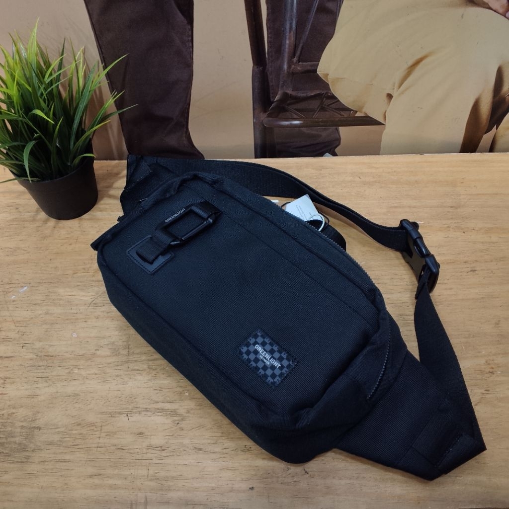 GREENLIGHT - WAIST BAG / TAS PINGGANG PRIA ORIGINAL GREENLIGHT