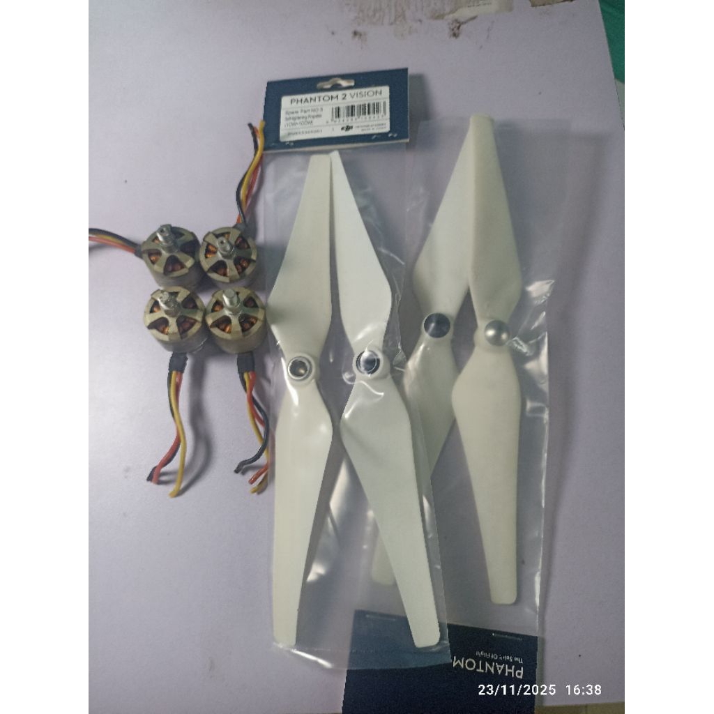 motor dji phantom 2 & proppeler