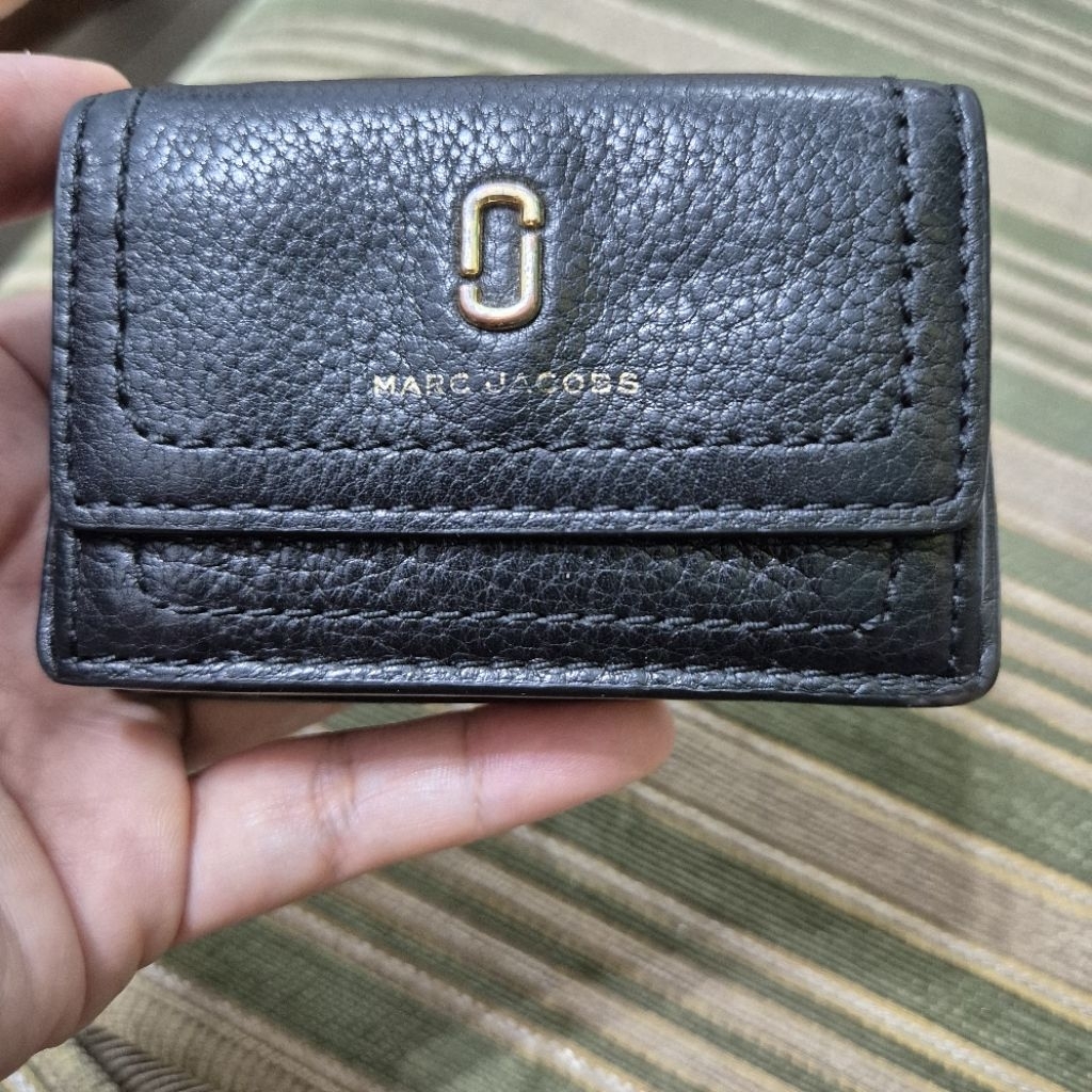 dompet mini hitam marc jacobs