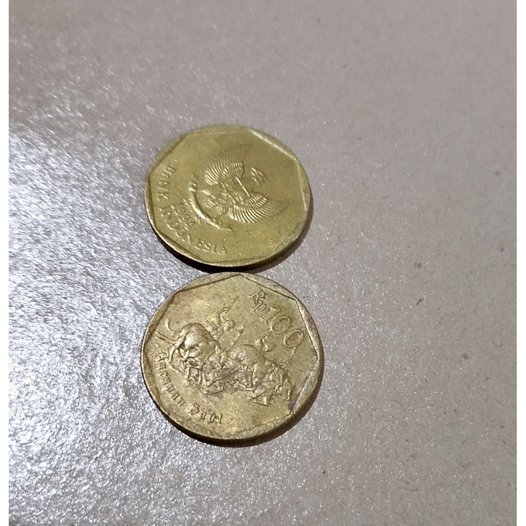 100 rupiah karapan sapi