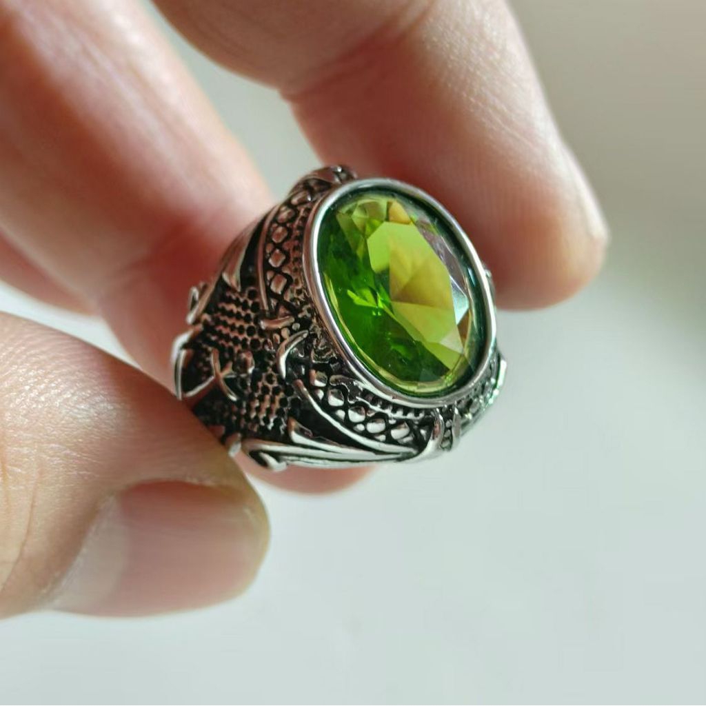 Cincin Hijau zamrud