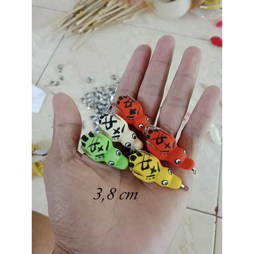 soft frog bebek 3,8 cm berat 5 gram