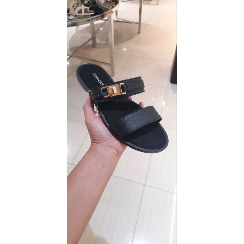 connexion sandal flat
