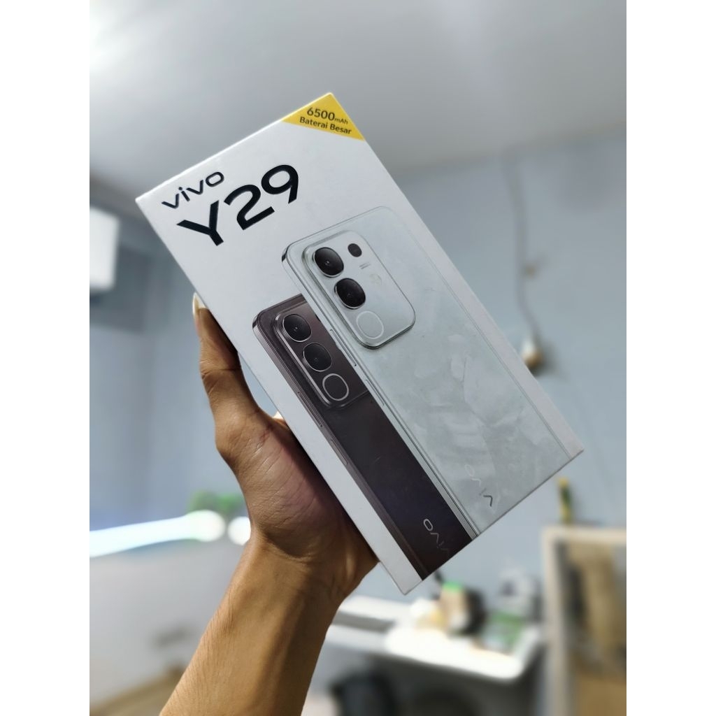 HANDPHONE VIVO Y29 RAM 6/128 BARU