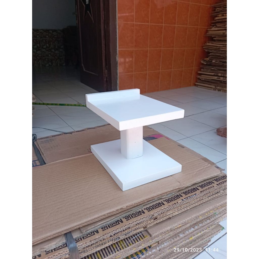 Stand Speaker Dudukan Speaker kayu Jatibelanda