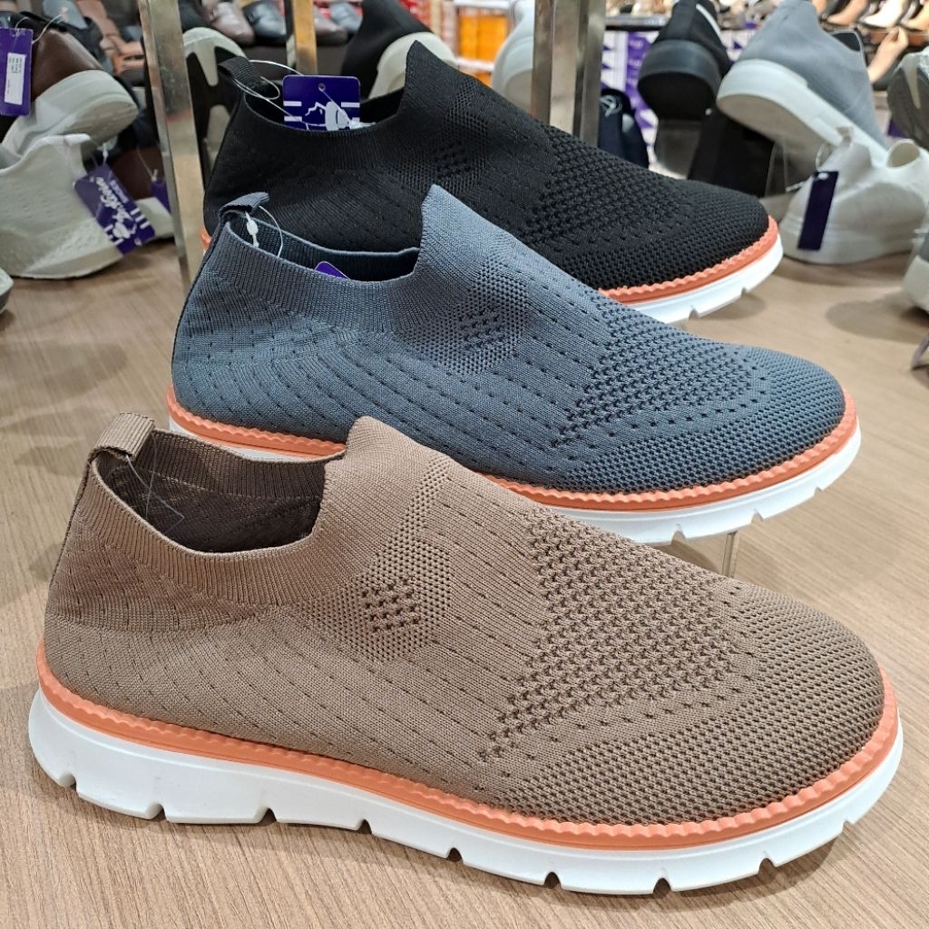 sepatu remaja dan dewasa  pria Dr.kevin100% original by matahari