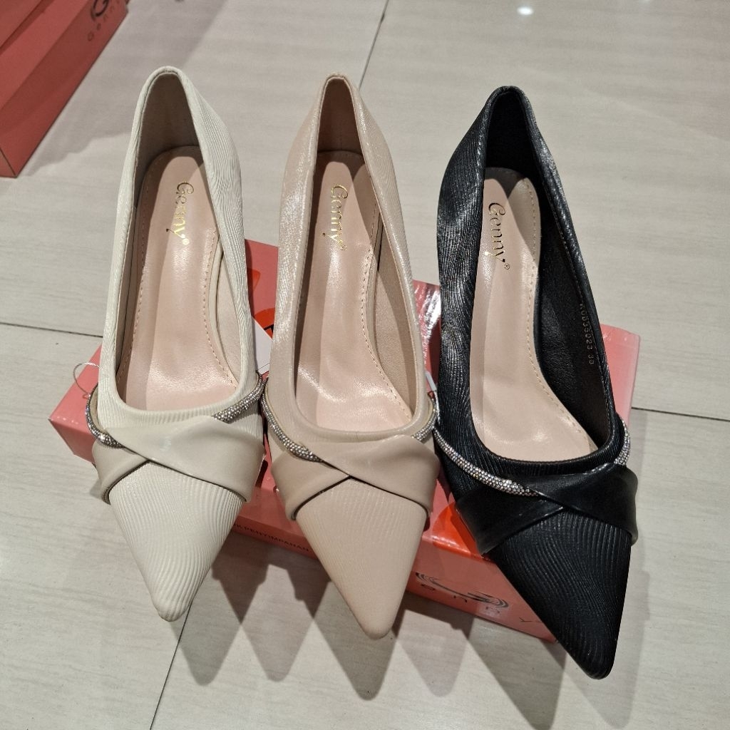 Sepatu Heels Wanita Brand GENNY ORI