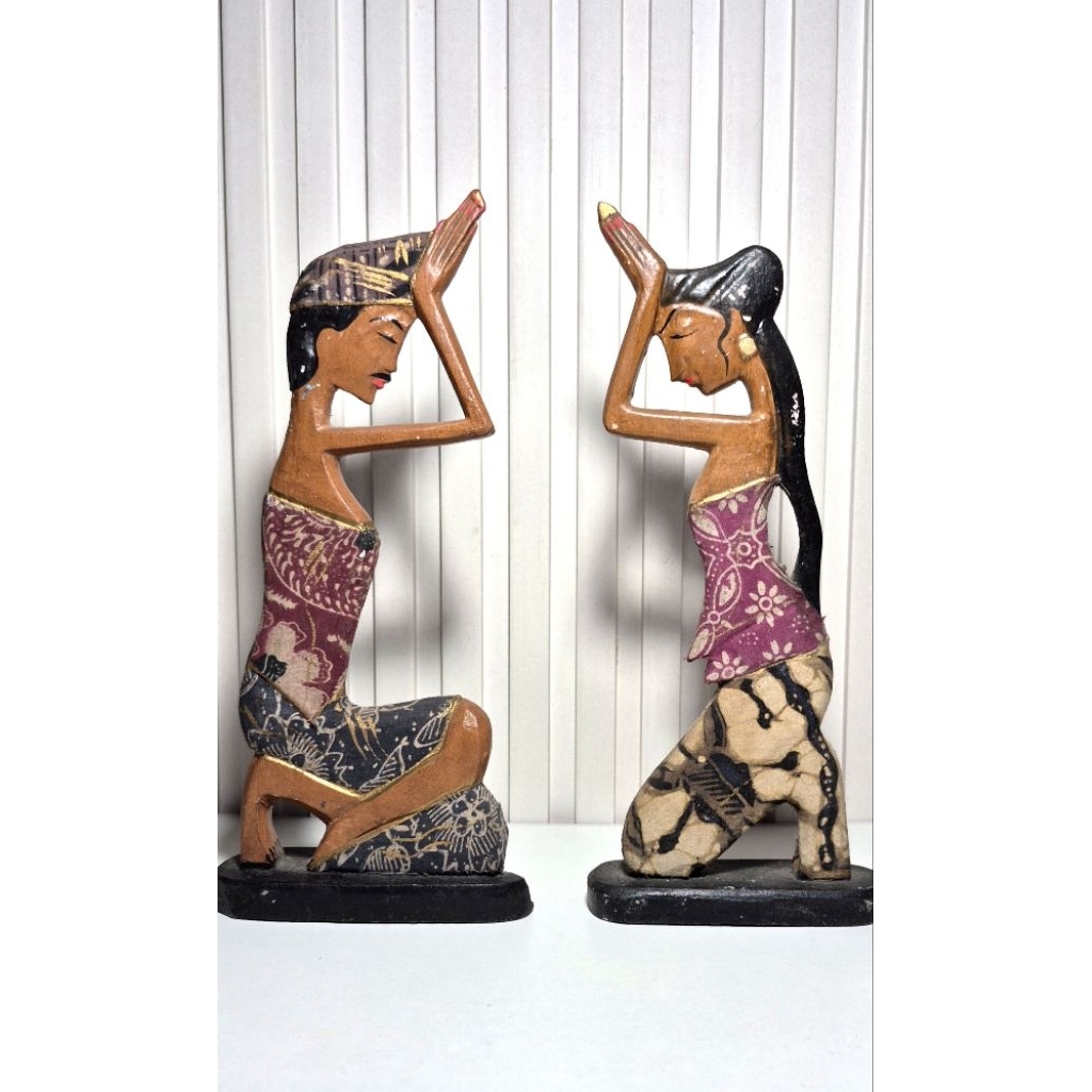 Patung Kayu ukir Bali