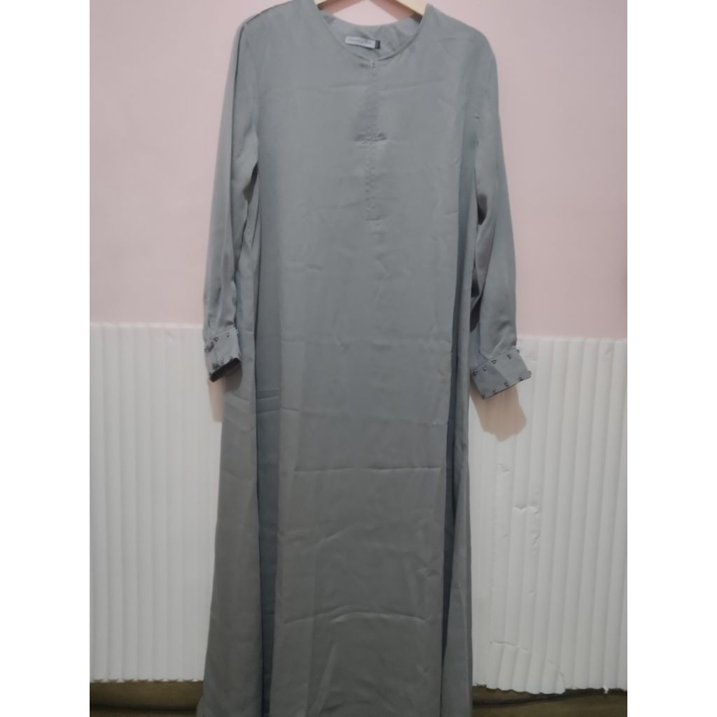 PRELOVED GAMIS KALEELA