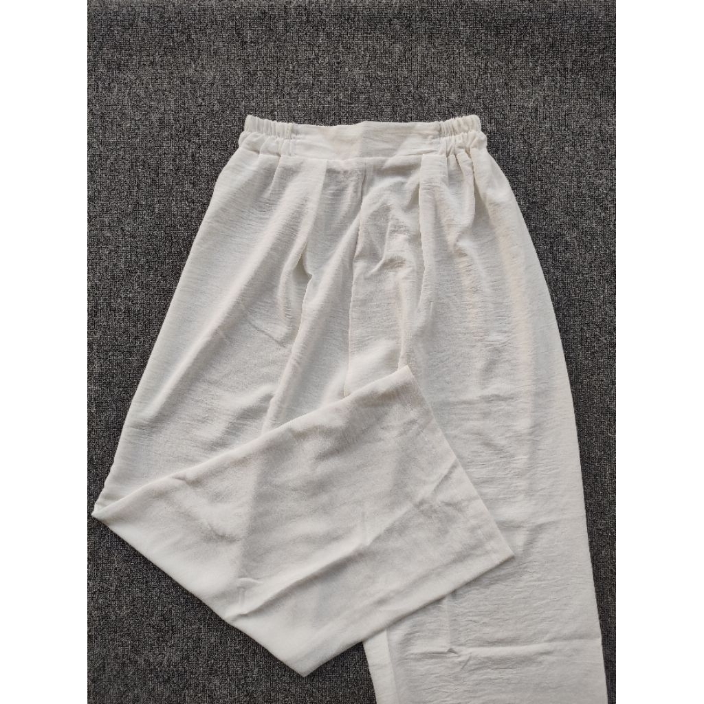 preloved celana kulot highwaist broken white XL valiable highwaist flowy wide pants warna broken whi