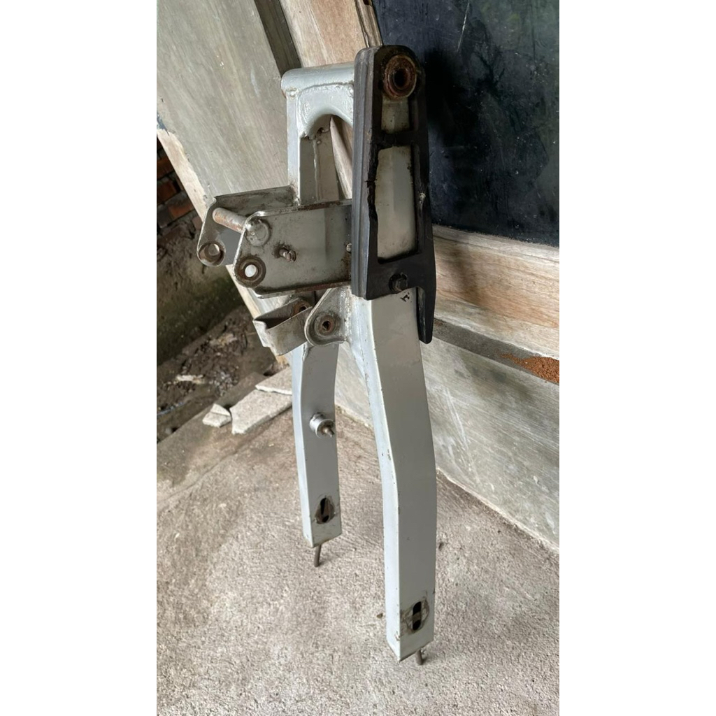 swing arm satria 2 tak