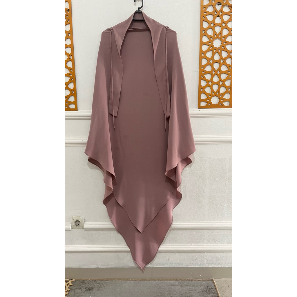 PL Aljenna FK LT Dusty Pink, Mazen