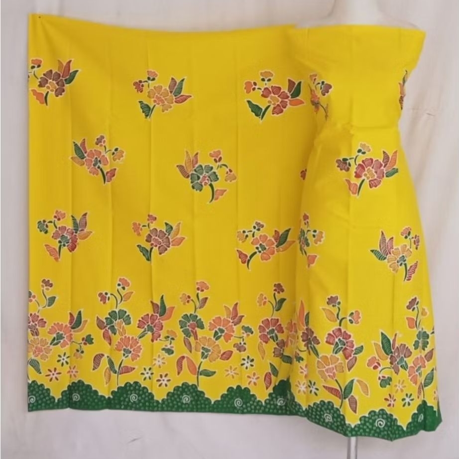 KAIN BATIK TULIS MADURA KUNING CERAH
