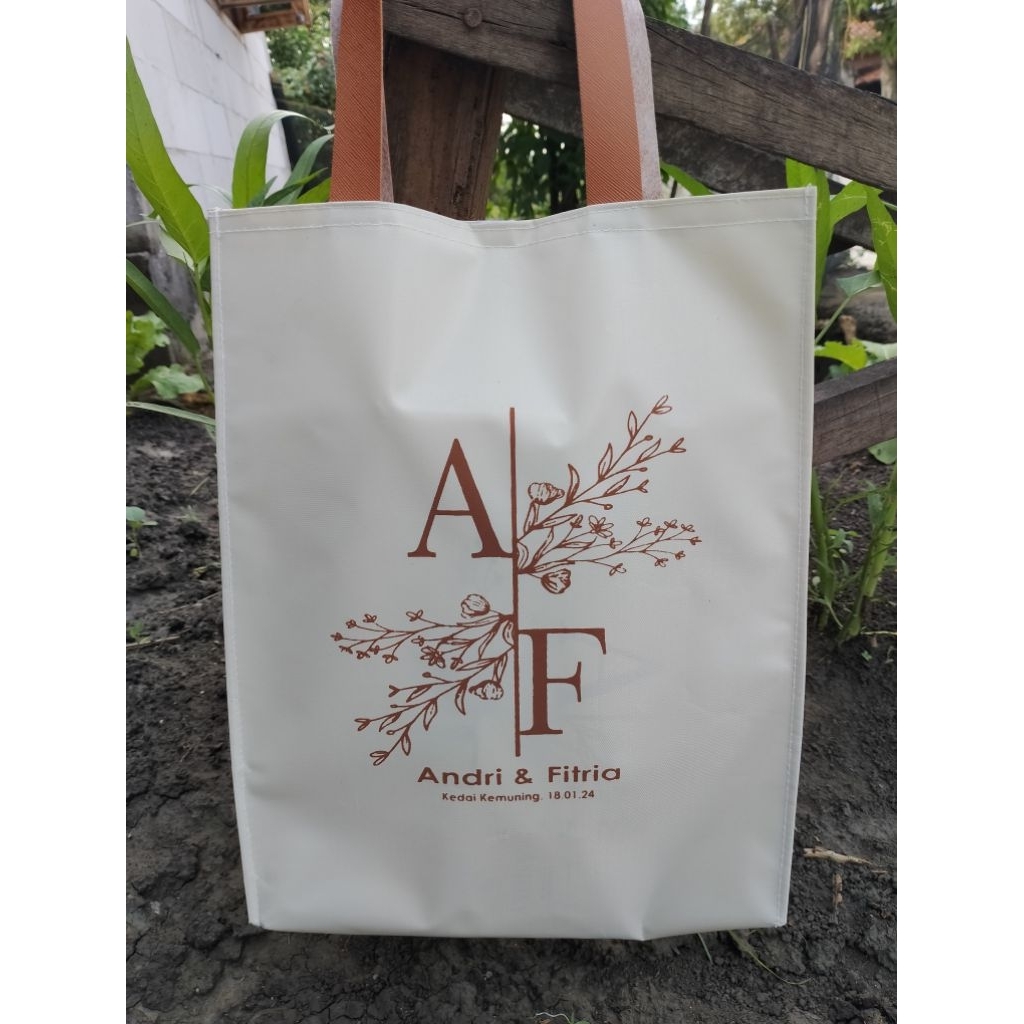 Tas Souvenir / Souvenir Pernikahan / Tas Kanvas / Souvenir Murah / Souvenir Nikah / Souvenir Tas