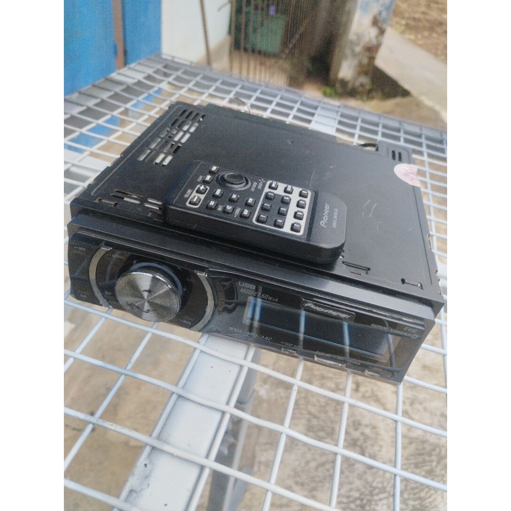 Head unit Pioneer DEH-6050UB preloved