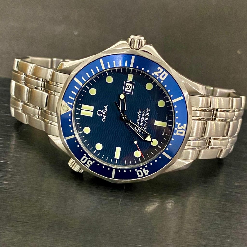 [For Sale] Omega Seamaster 300m 41mm Quartz Blue Wave 2541.80 watch only