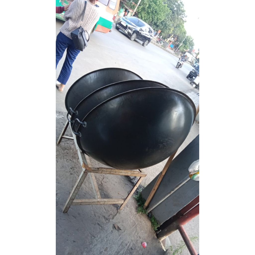 WAJAN RESTO PLAT BESI/ BAJA HITAM 90CM