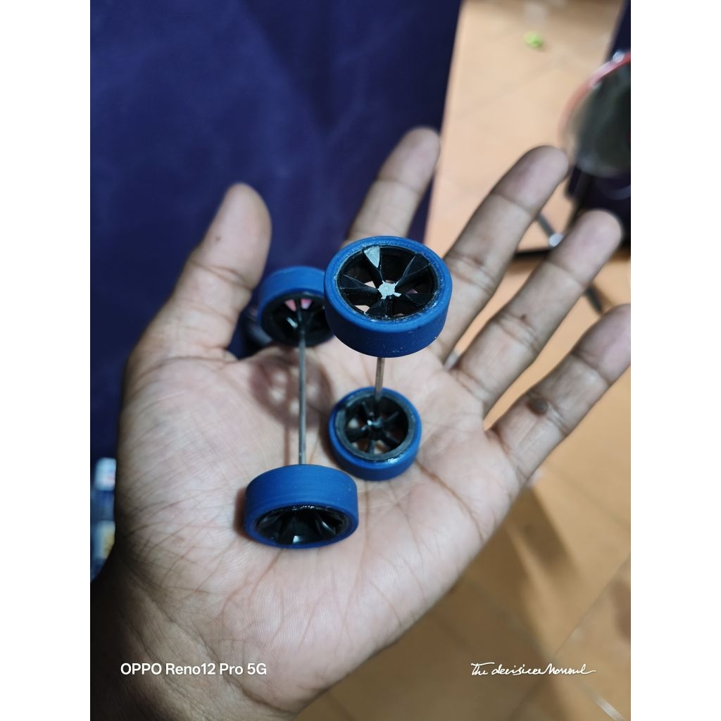 Tamiya Ban Bubut Velg 5 Spoke Carbon Balance + Ban Hard Dark Blue Medium Bubut - As 60mm