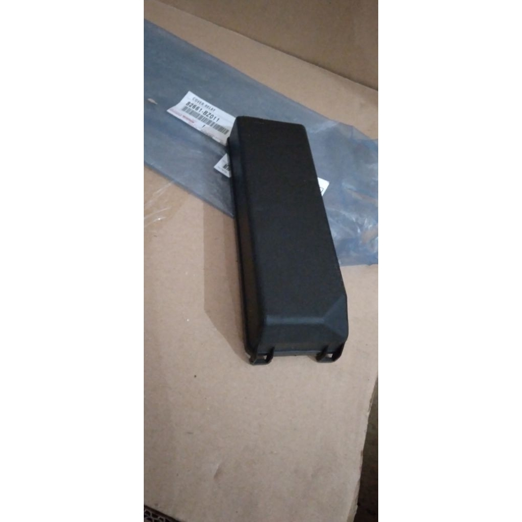 cover box sekring relay avanza xenia, original 82661-bz011
