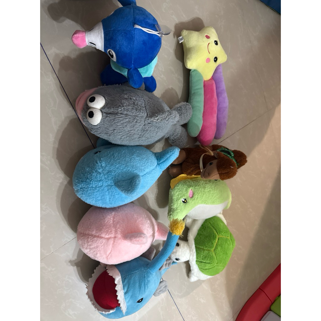 boneka kecil take all ya gaes d jual karna buanyakkk banget