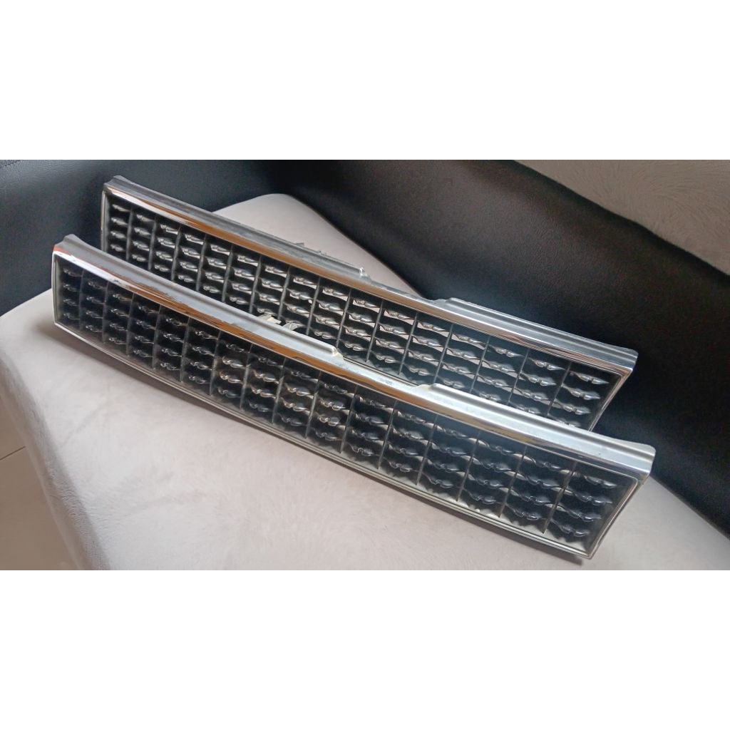 Grill Depan Corolla  Twincam