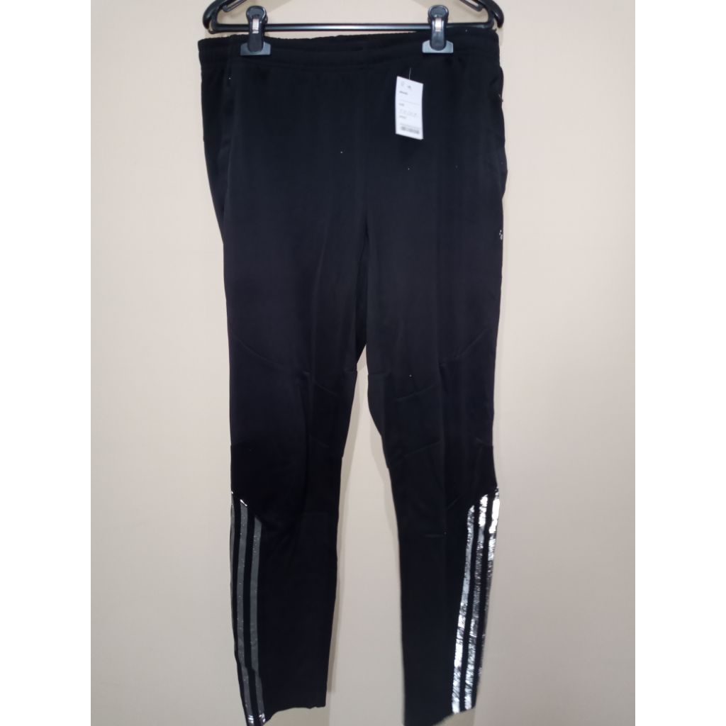 CELANA TRAINING PRELOVED