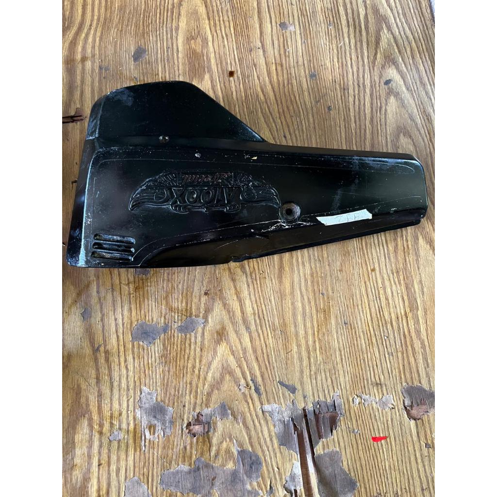 tutup box accu body samping suzuki a100 x spesial ORIGINAL // 992