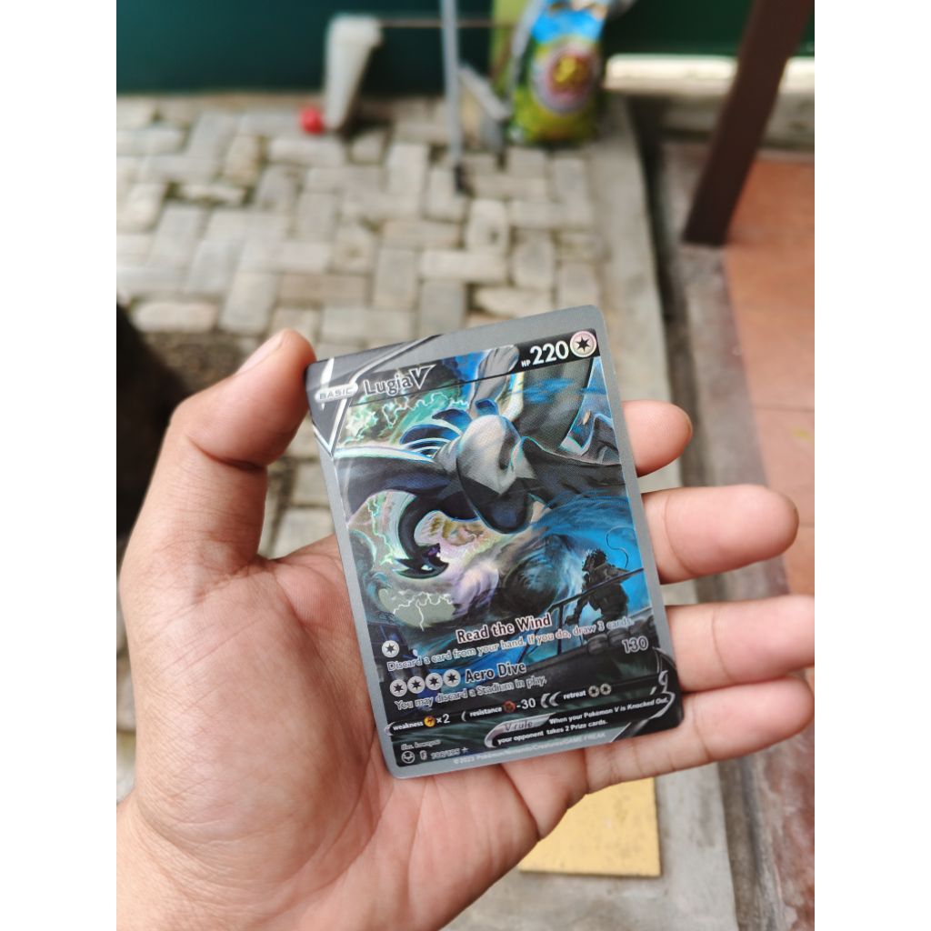 Kartu Pokemon Lugia V