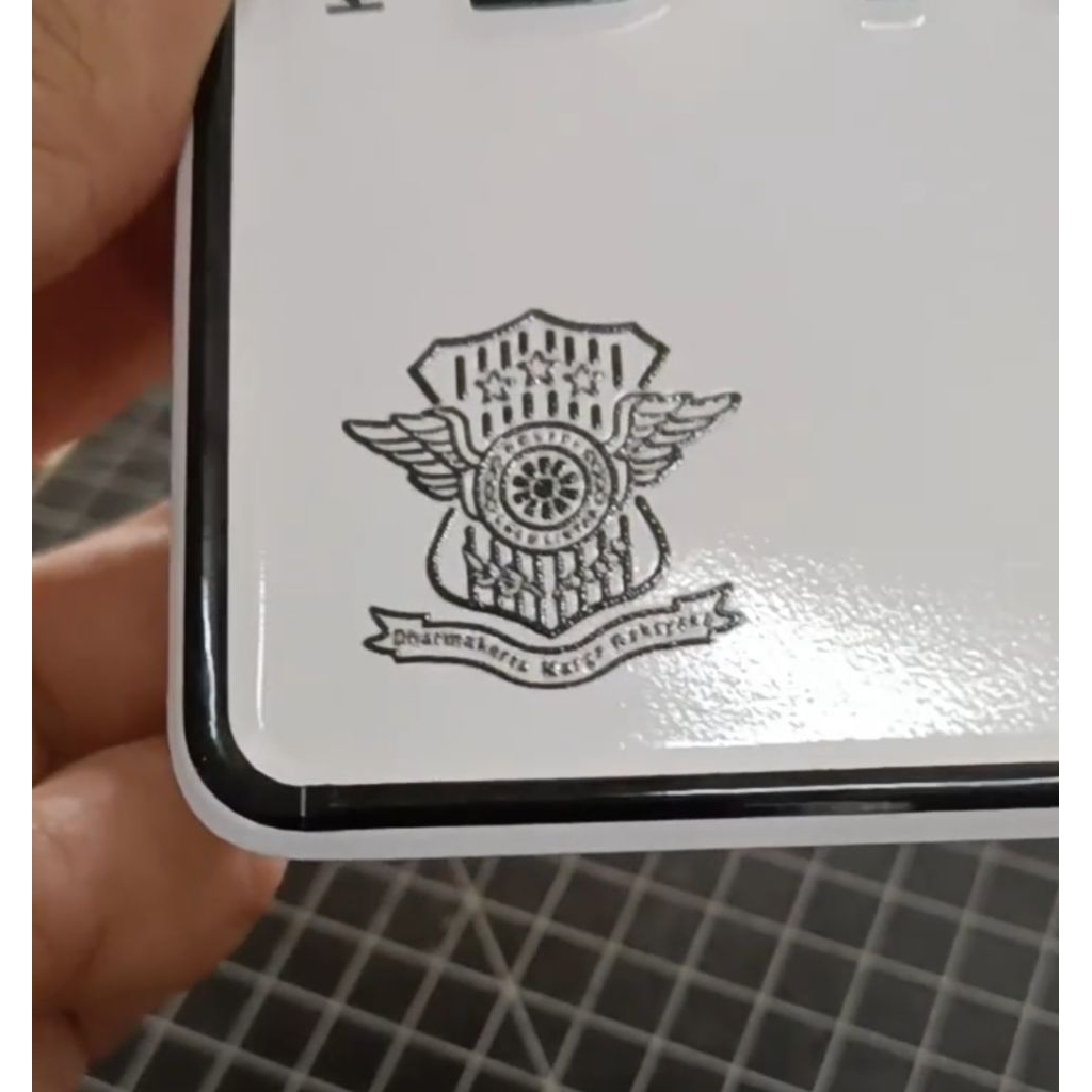 Stiker logo korlantas plat nomor