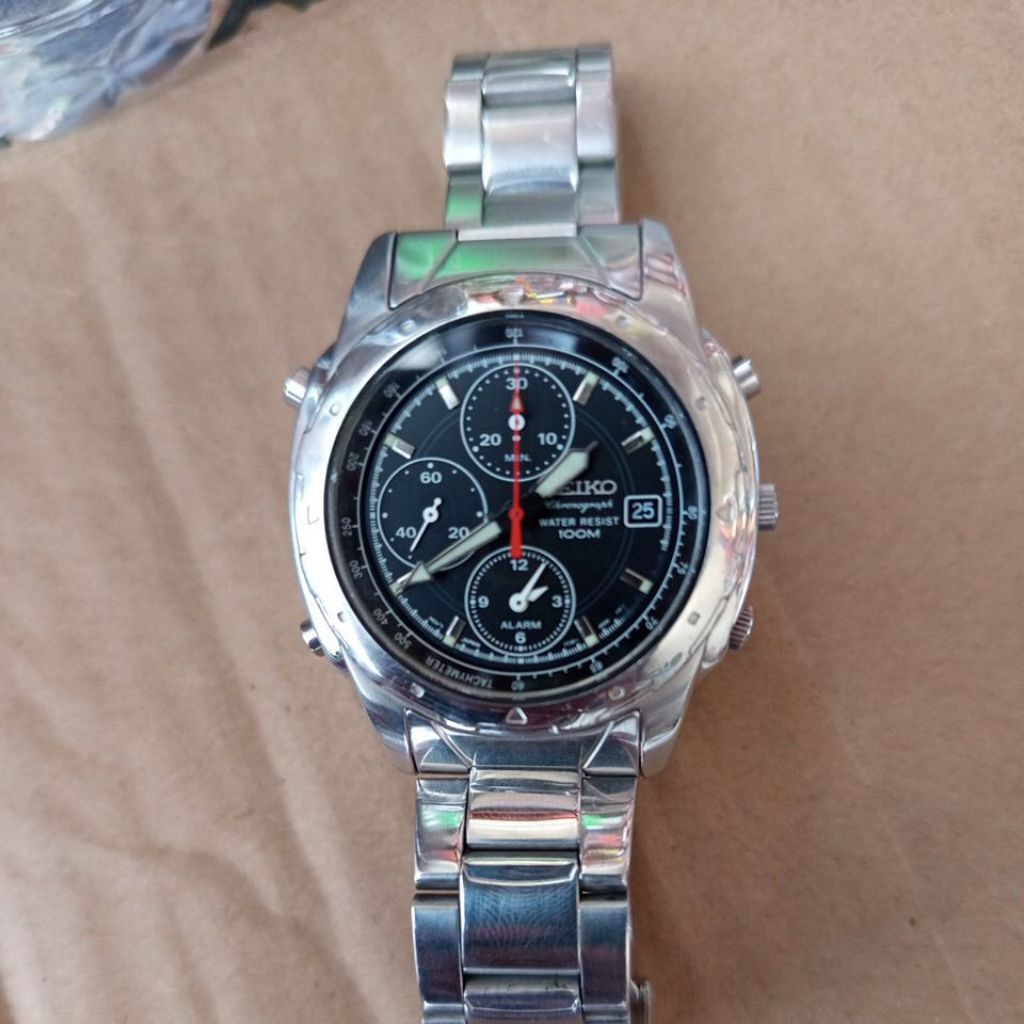 jam Seiko quart chrono alarm vintage full original bekas