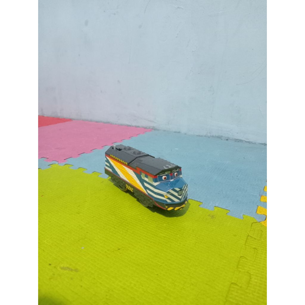 plarail takara tomy zach chugginton